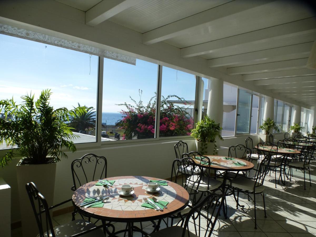 Villa Ginestra Sulla Spiaggia Di Estrómboli Exterior foto