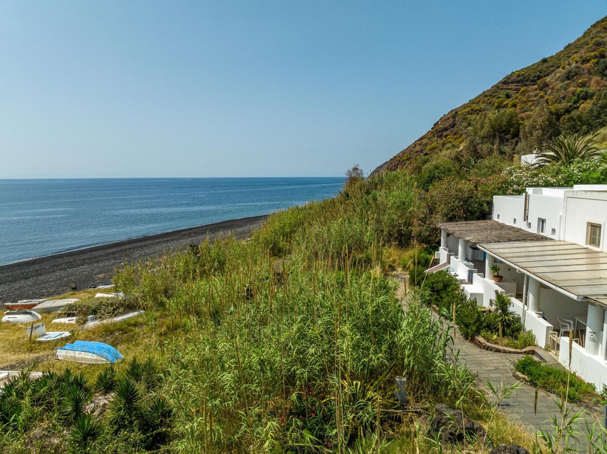 Villa Ginestra Sulla Spiaggia Di Estrómboli Exterior foto